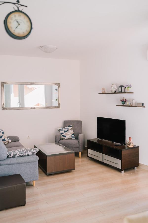 Apartman Petra Трогир Екстериор снимка