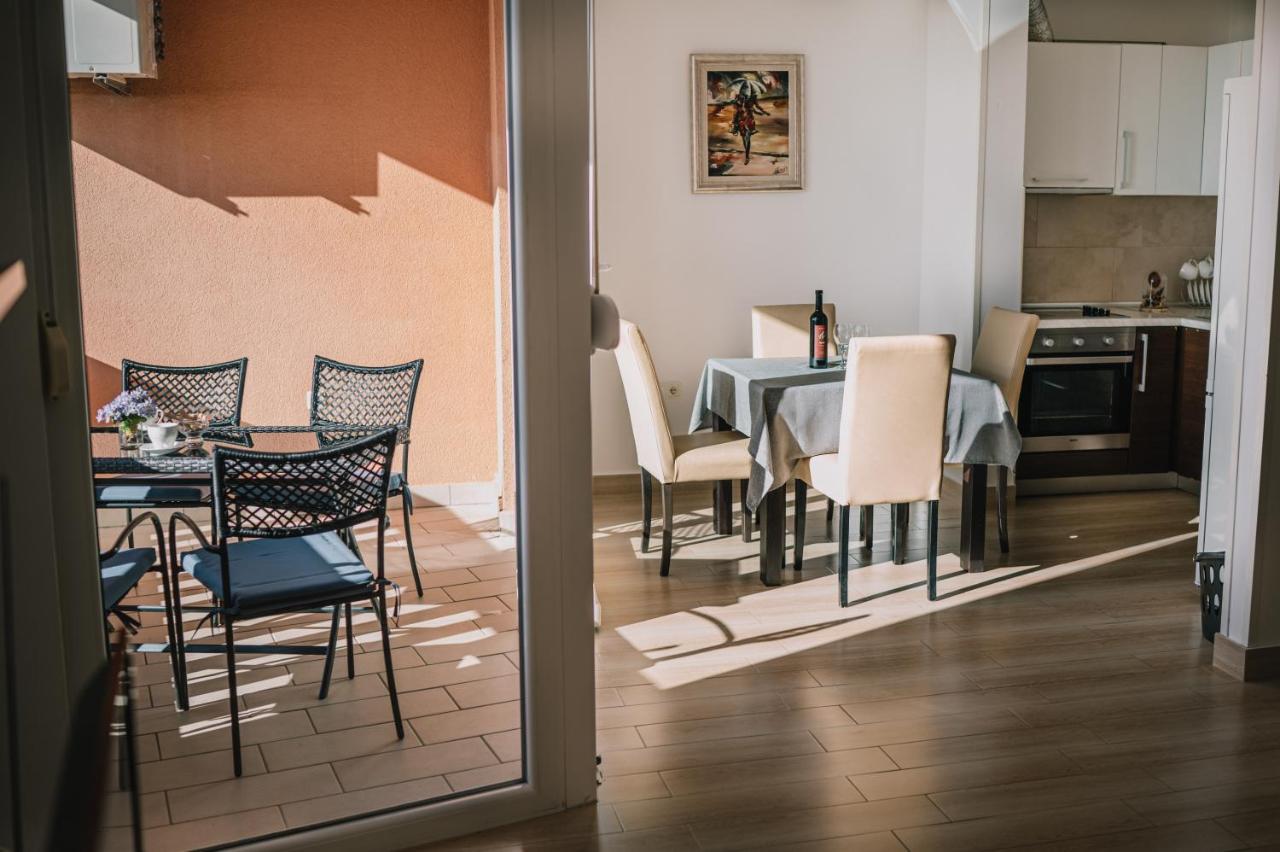 Apartman Petra Трогир Екстериор снимка